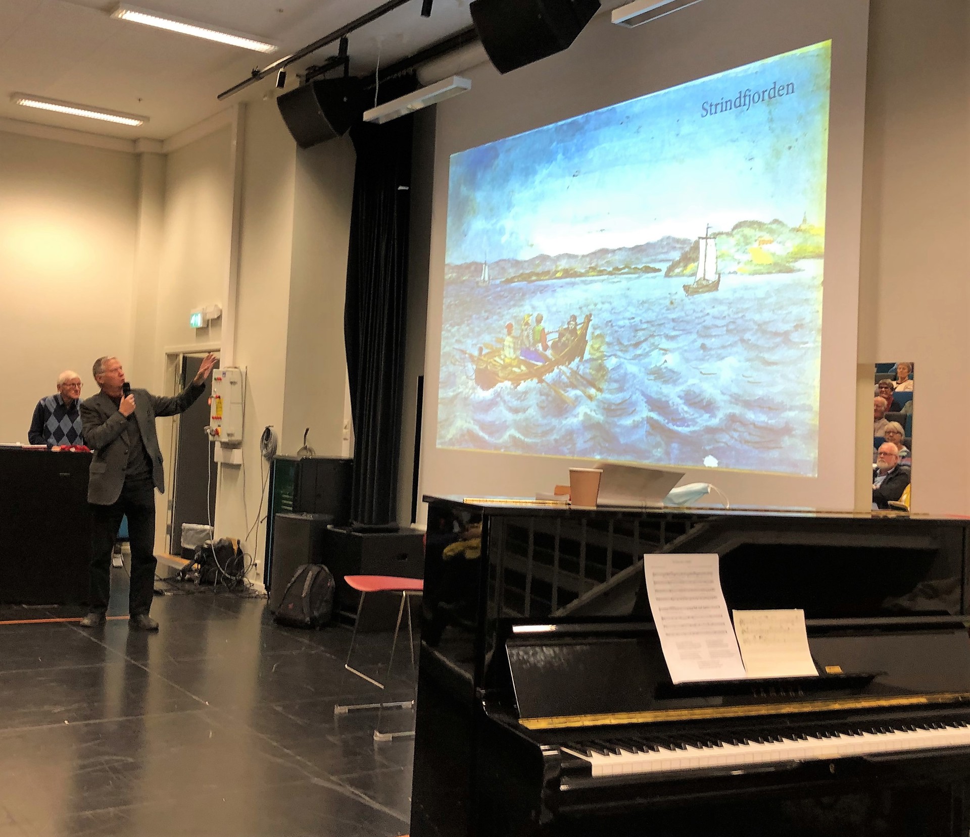 Erik Stenvik fortalte om Strindfjorden- en his tor