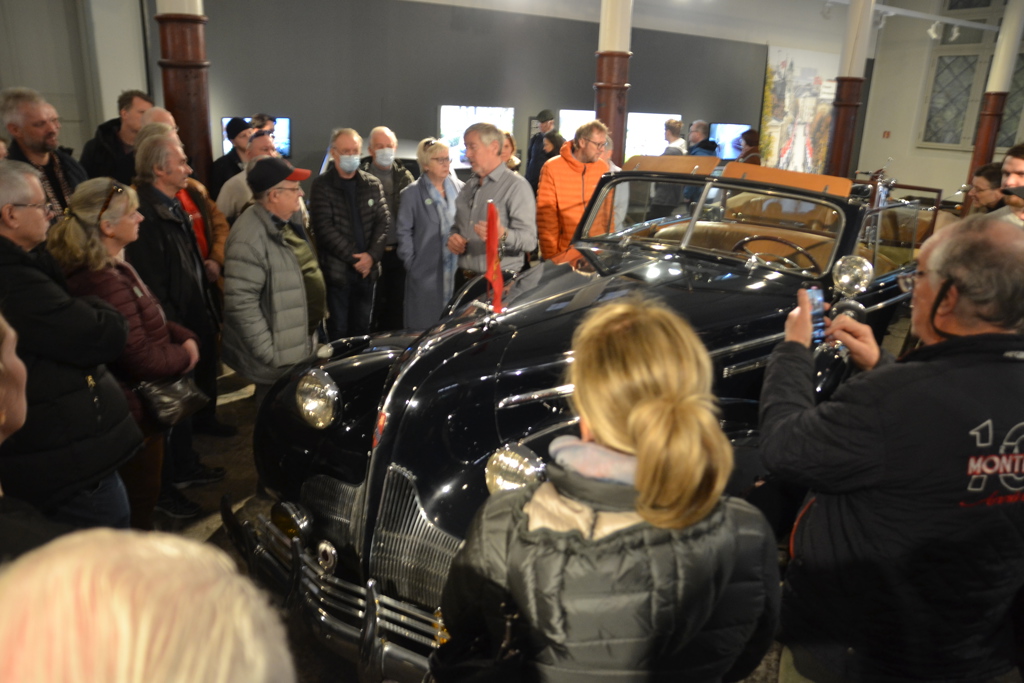 BCN besøker utstillingen Kongens biler