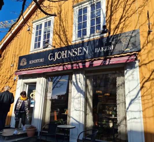 gjohnsen (1).jpg