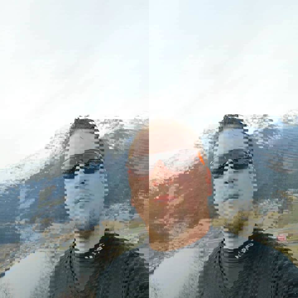 Jan Alexander S. style=