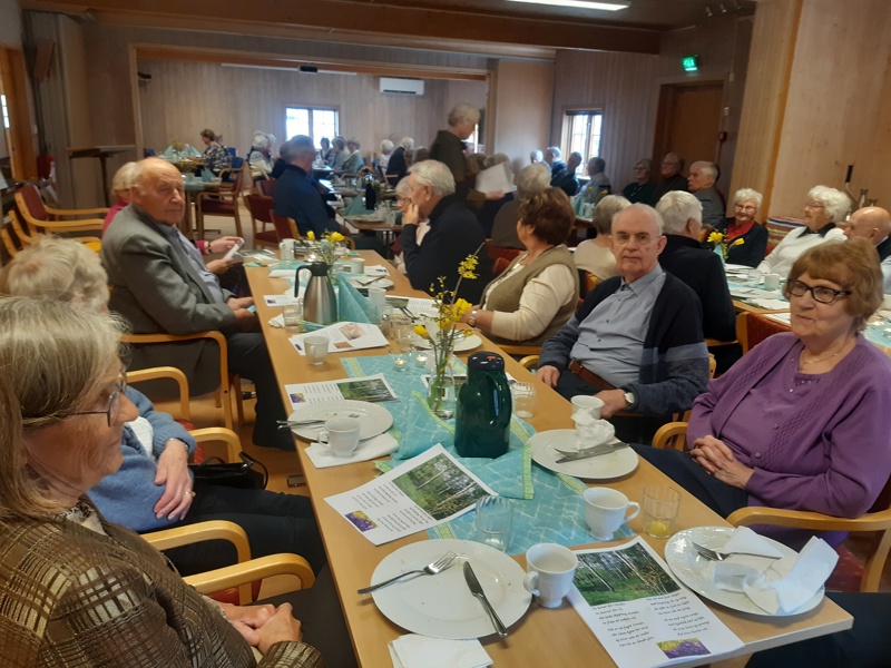 22-04-14 Påskefrokost Tunet A.jpg