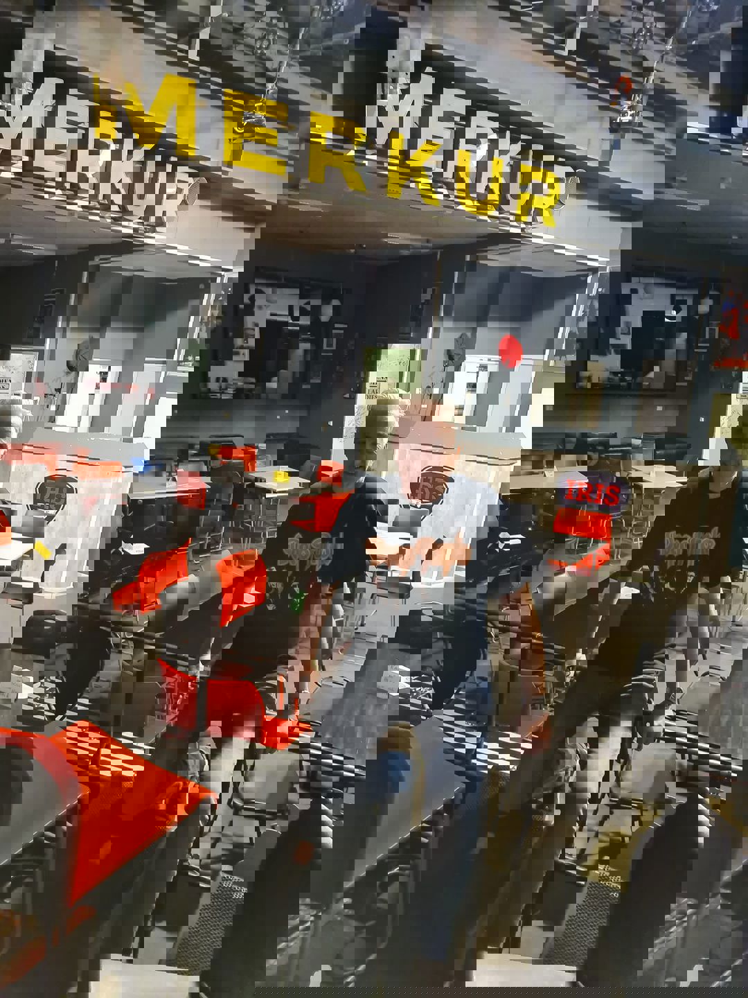 PopQuizOve.jpeg