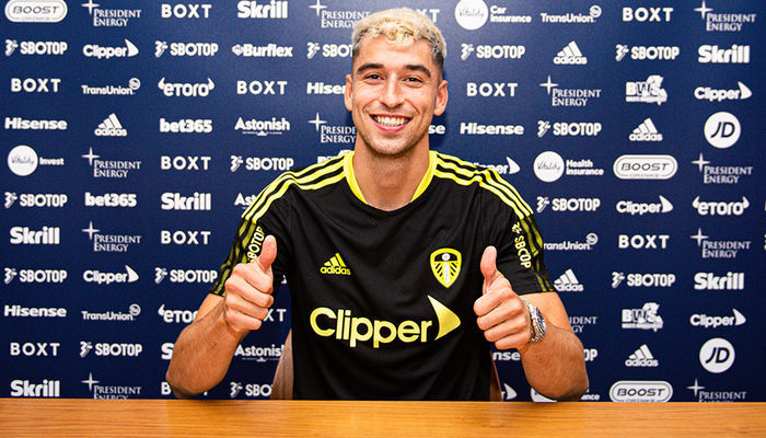 Marc Roca har signert for Leeds!