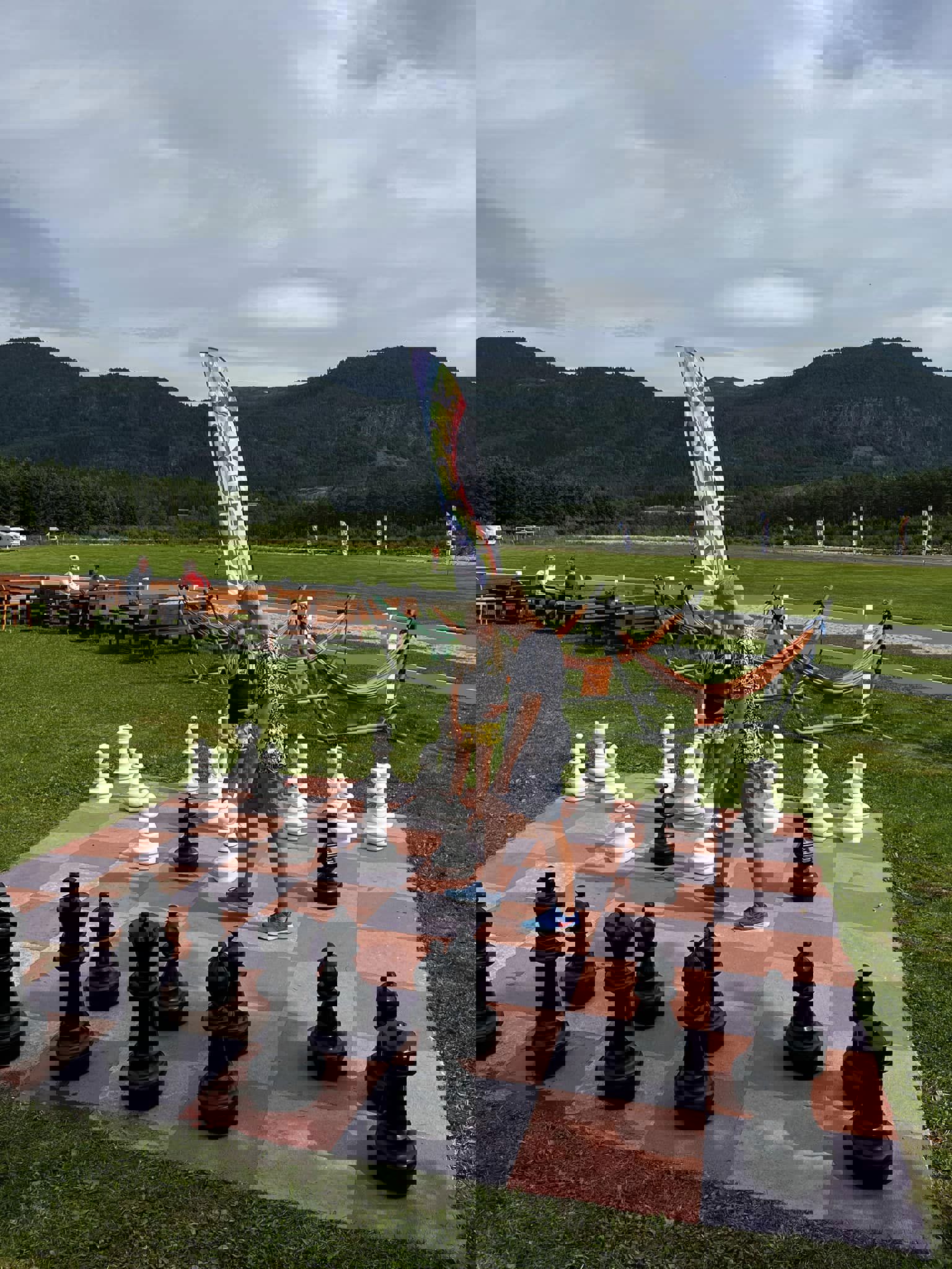 296551787_10166668773885471_7241181112798977966_n.
