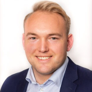 Christian Warholm Wærpen style=