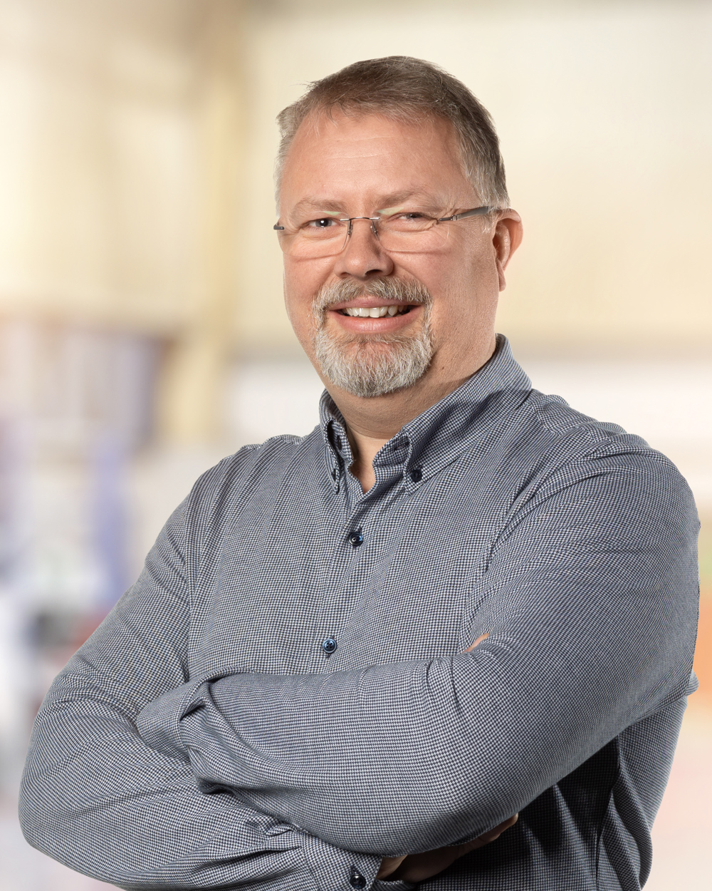 Øystein style=