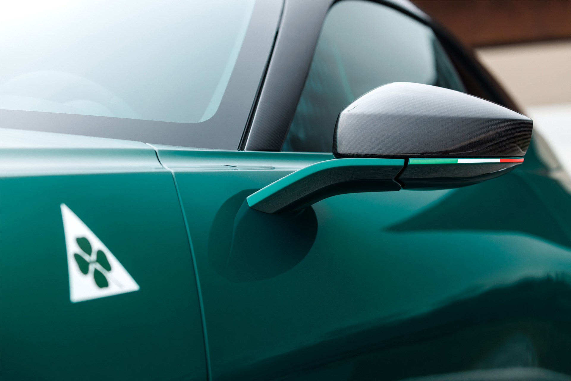 11_Alfa-Romeo_GiuliaSWB_Zagato.jpg
