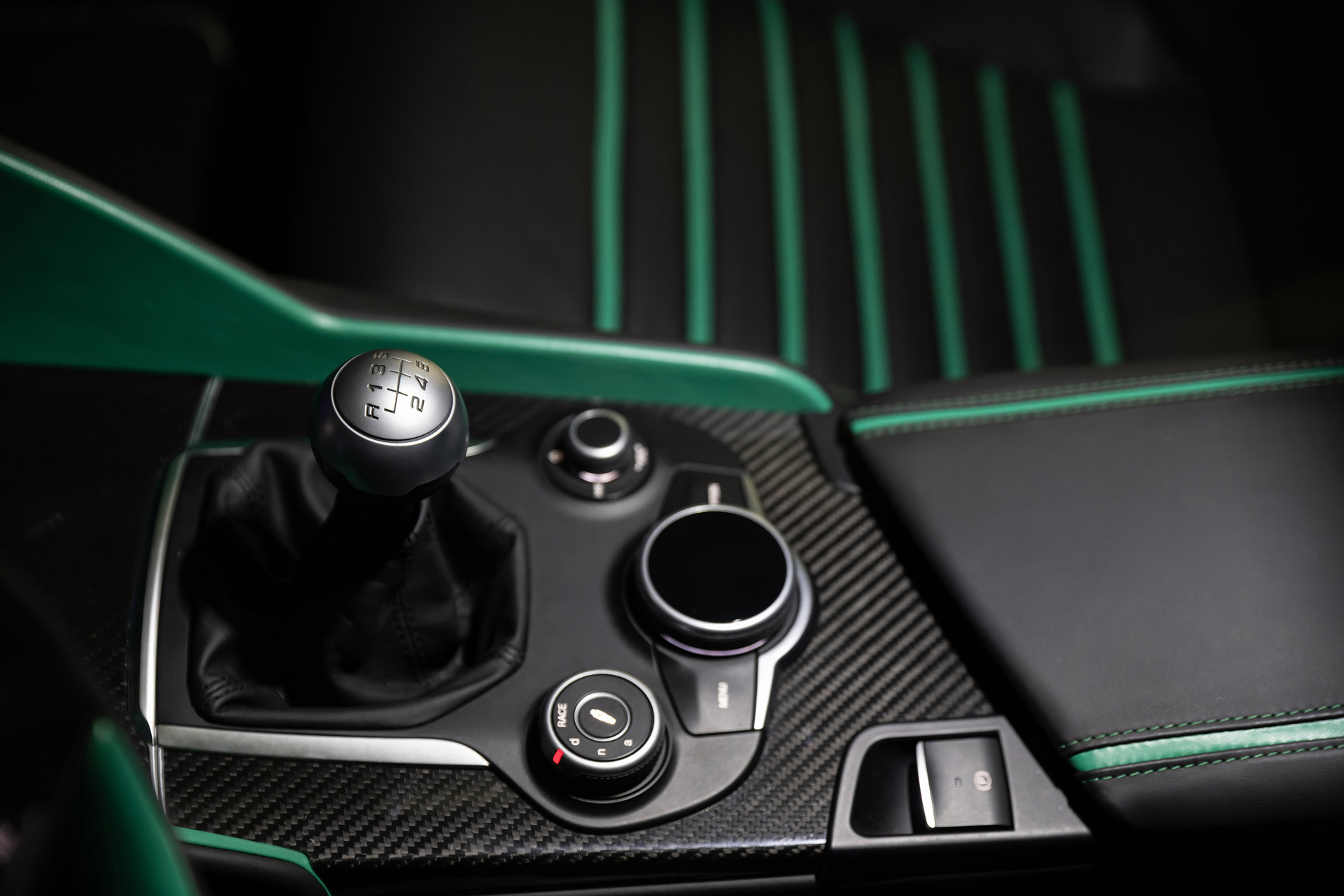 18_Alfa-Romeo_GiuliaSWB_Zagato.jpg