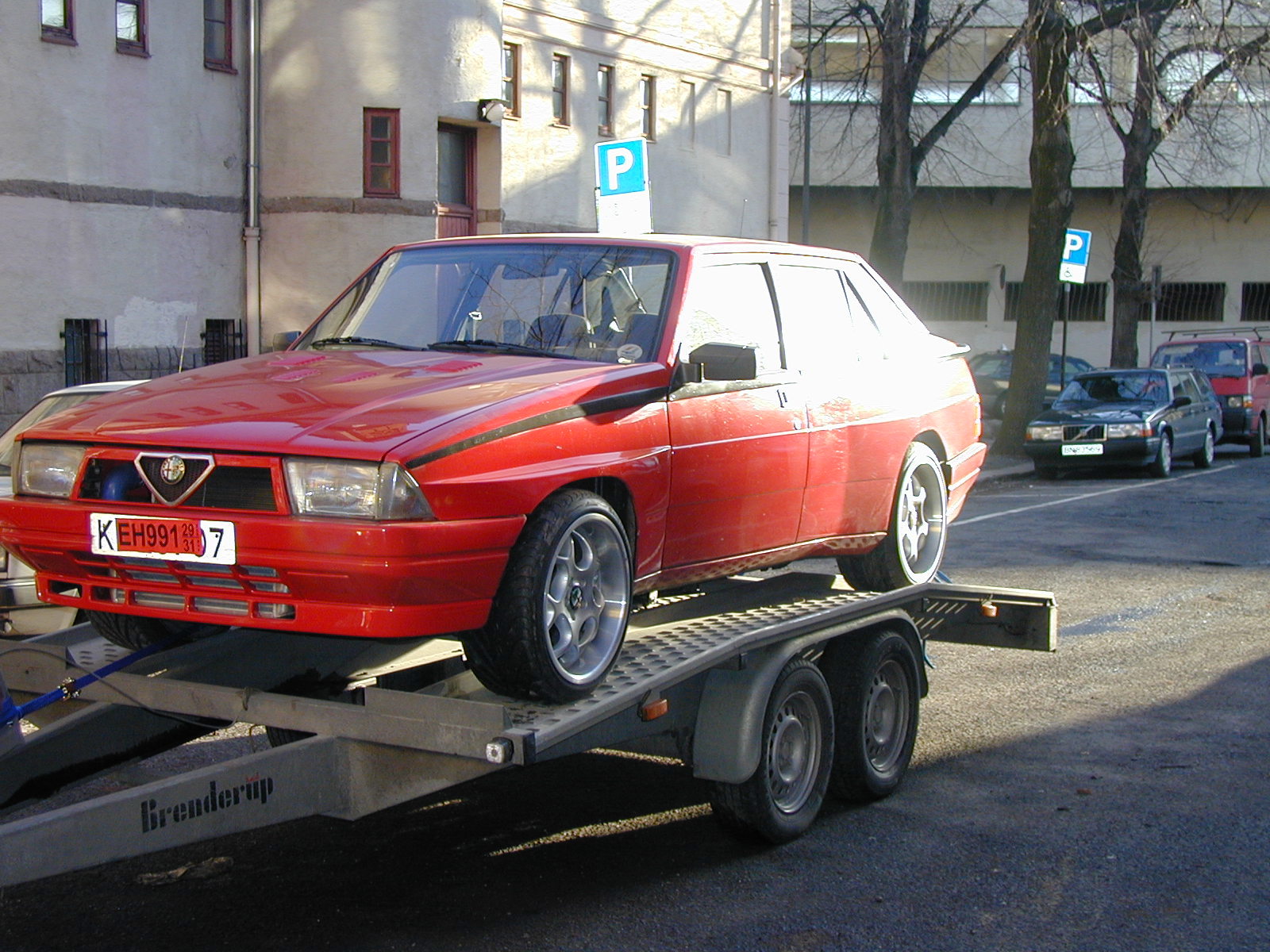 Alfa_75T_87_Transport_00.jpg