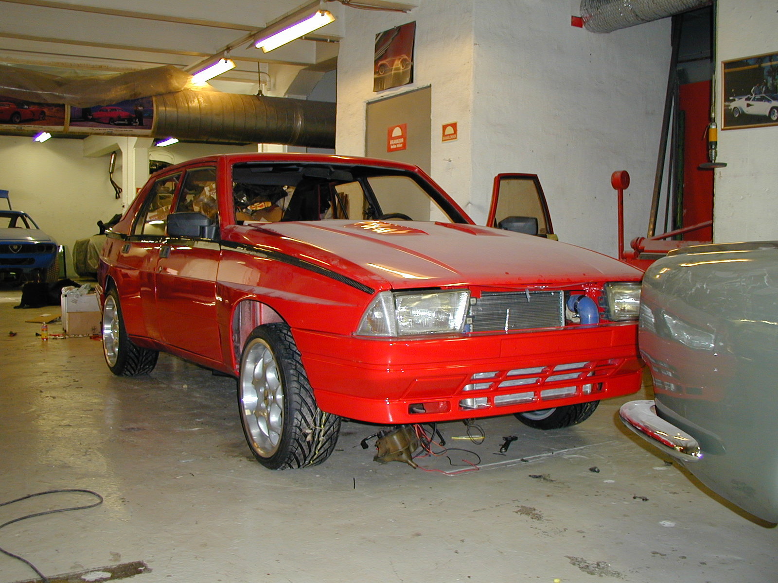 Alfa_75T_Omb_21.jpg