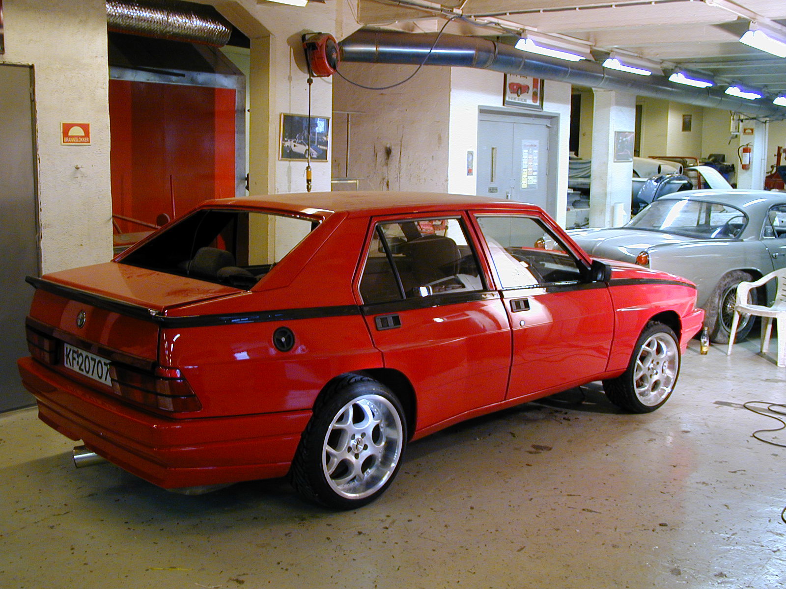 Alfa_75T_Omb_31.jpg