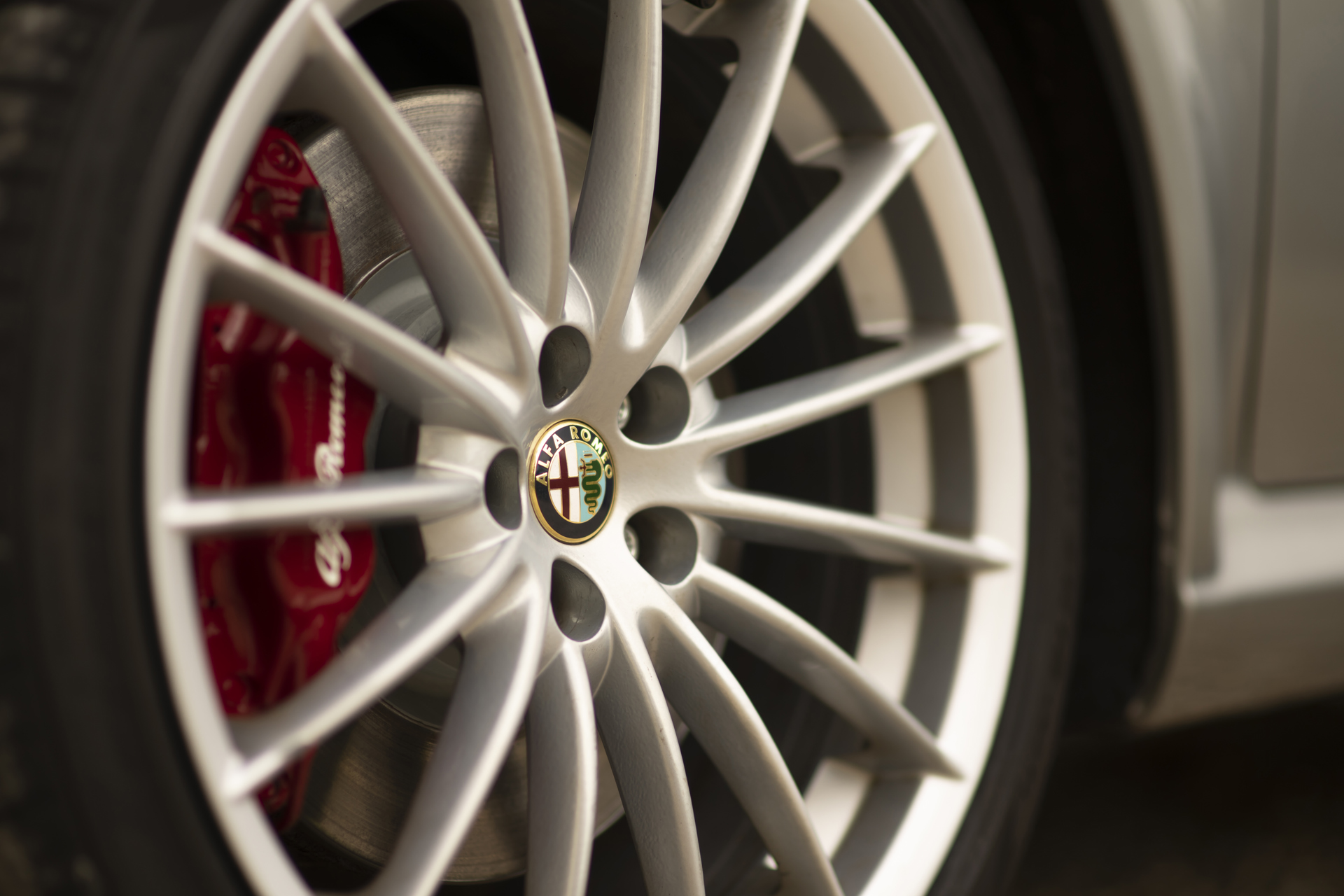 2x Alfa Romeo GT 3.2 Highres_6.jpg