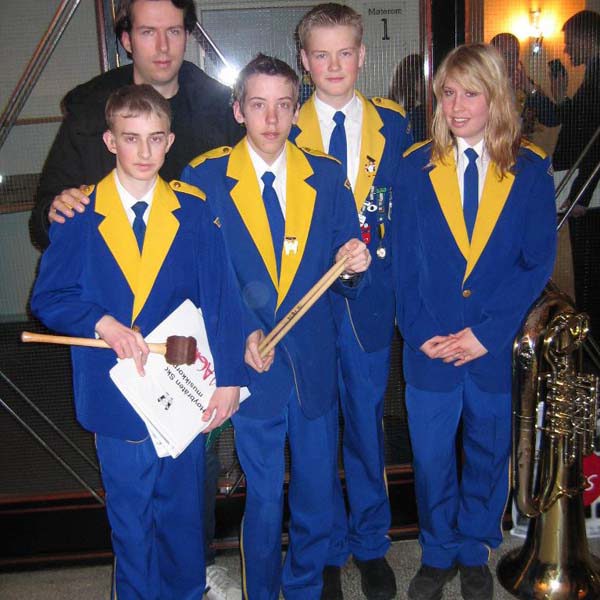 om2004_38.jpg