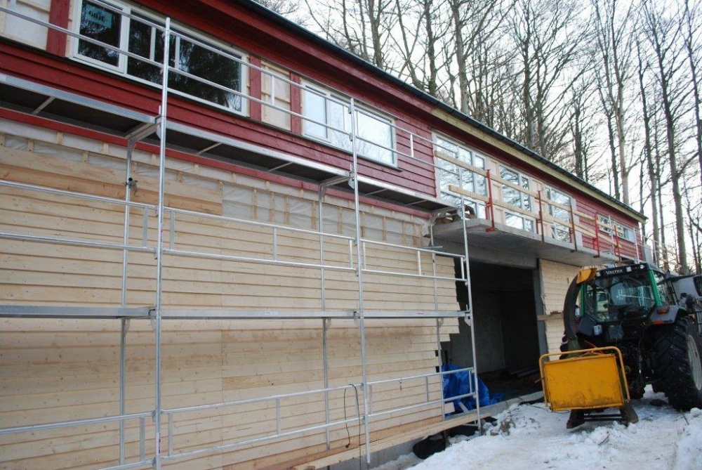 Bygget får kledning-2- 11.2.jpg