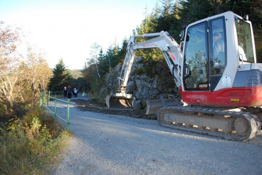 Grøfting i Blåsesvingen 28.sept.jpg