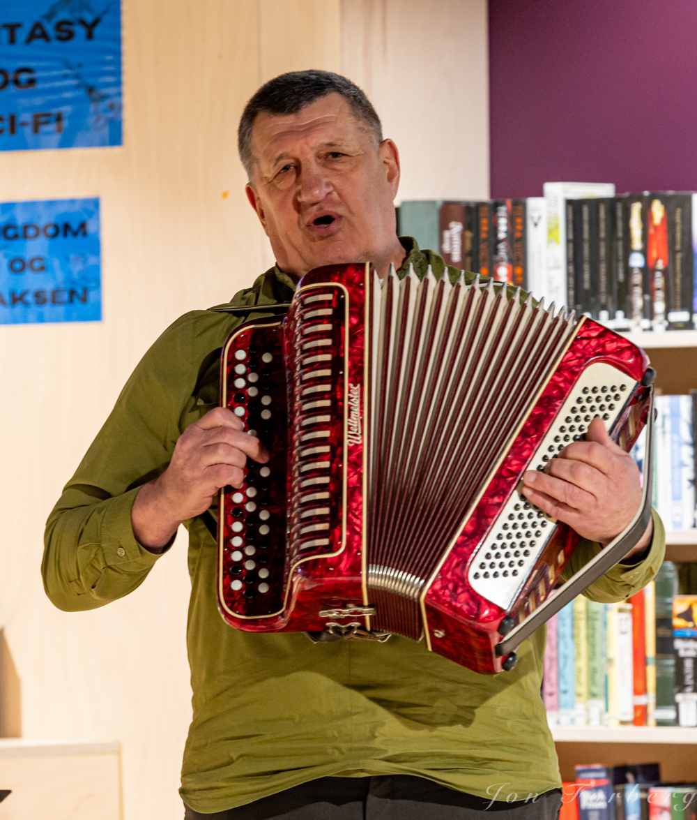 Oleksandr Vietrov style=