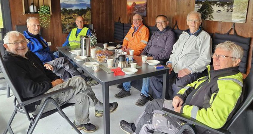 Dugnad på Spjelkavik Omsorgssenter