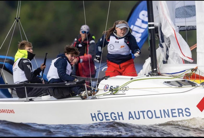 Sterkt seilt i ungdomsligaen