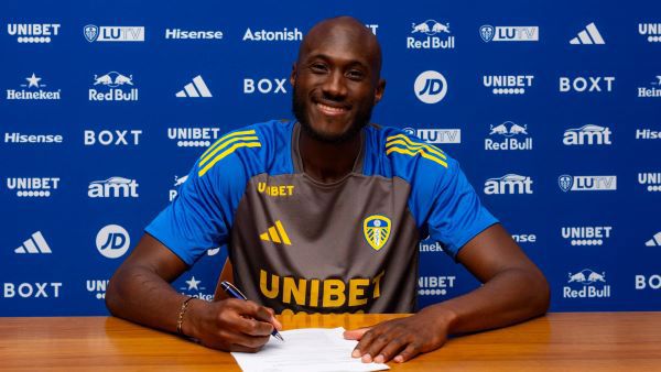 Josuha Guilavogui klar for Leeds