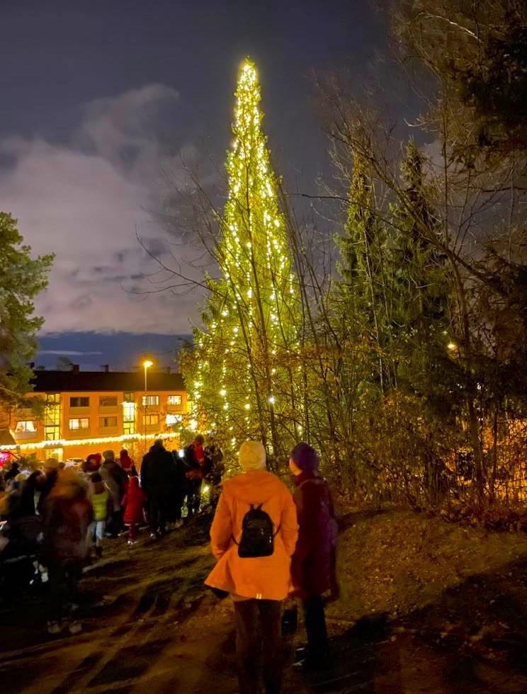 Juletretenning på Høvik lørdag 30. november 2024