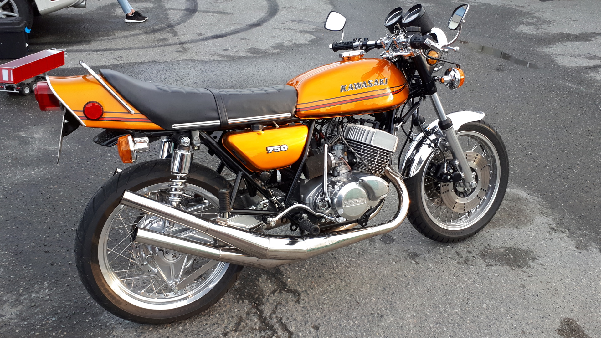 Kawasaki 750 Gold.jpg